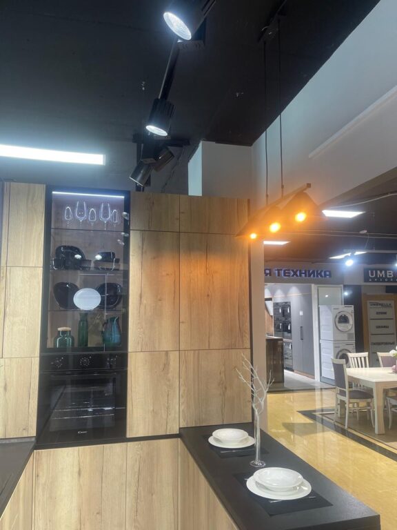 Салон Любимая кухня Фирменный салон 