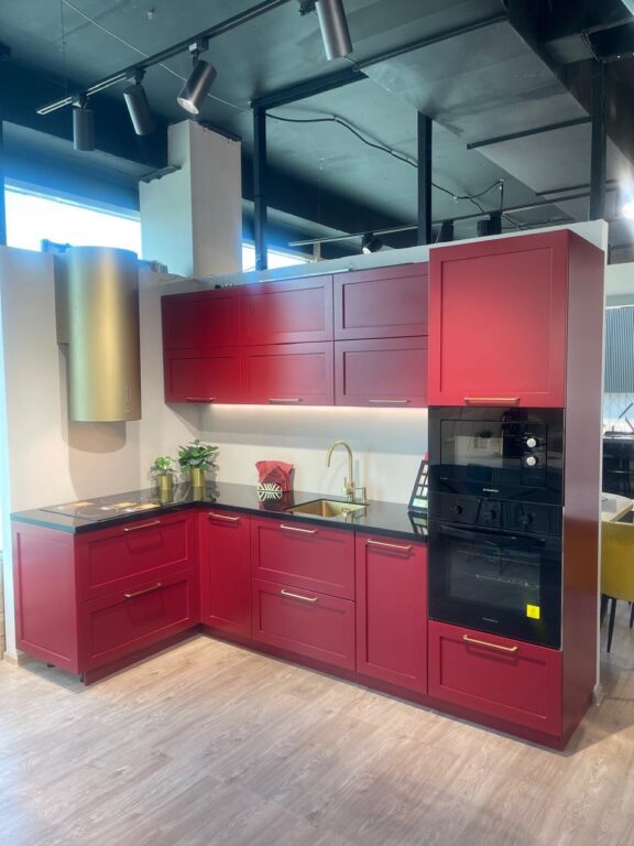 Салон Любимая кухня Фирменный салон 